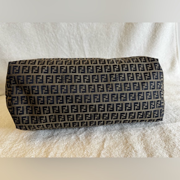 Fendi Zucchino Canvas Navy blue/gray color tote bag with dust bag… - Picture 6 of 16